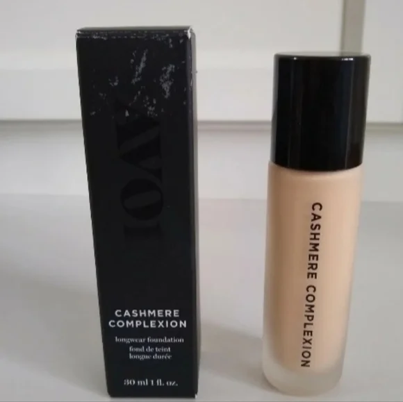 Avon Cashmere Complexion NIB Longwearing Foundation 1 fl oz - Picture 3 of 10